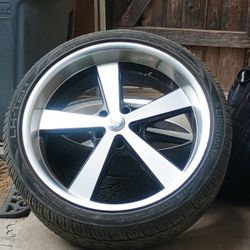 22" Rims With Brand New 5ires
