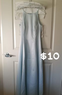 Bridesmaid dress light blue (w stain)