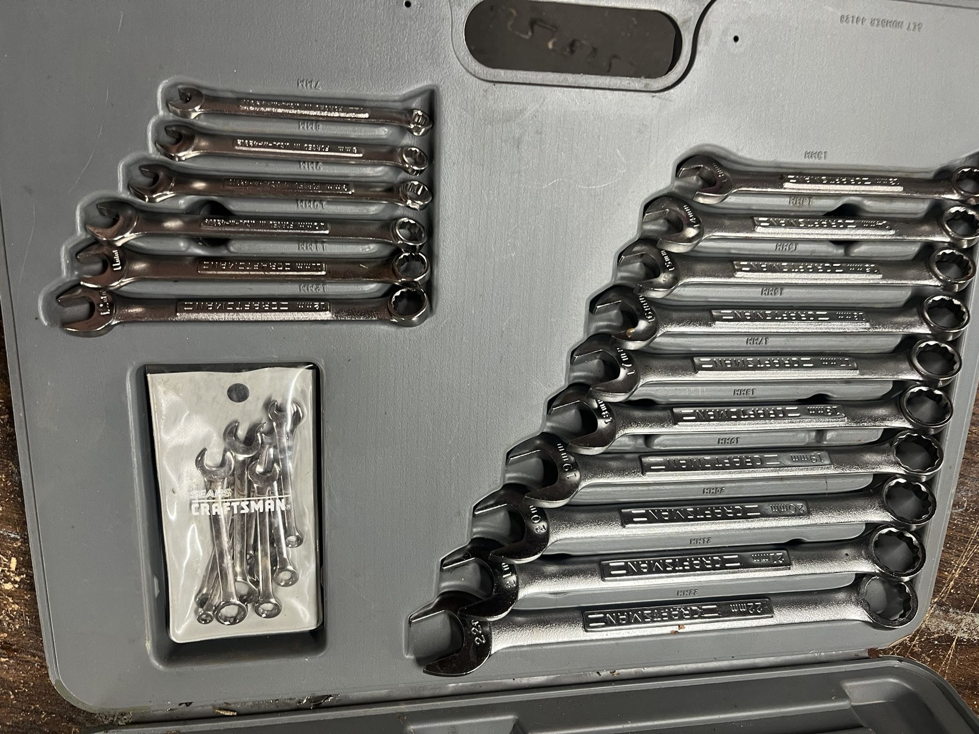 Vintage Craftsman Case - 26pc Metric Wrench