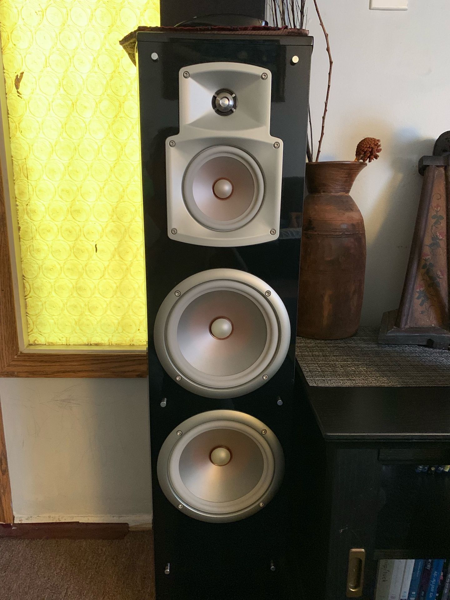 Yamaha NS777 Two tower speakers