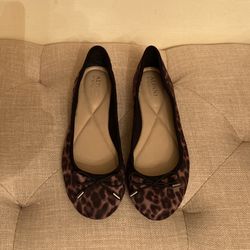 Woman’s Shoe Size7.5