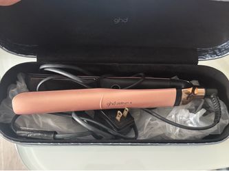 ghd Platinum + Hair Iron