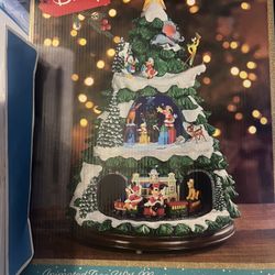 Disney Anímate Musical Tree