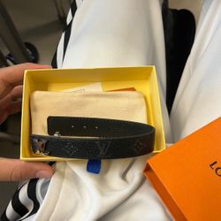 Louis Vuitton Bracelet (send Offers)