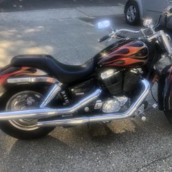 2005 Honda Shadow Sabre 1100