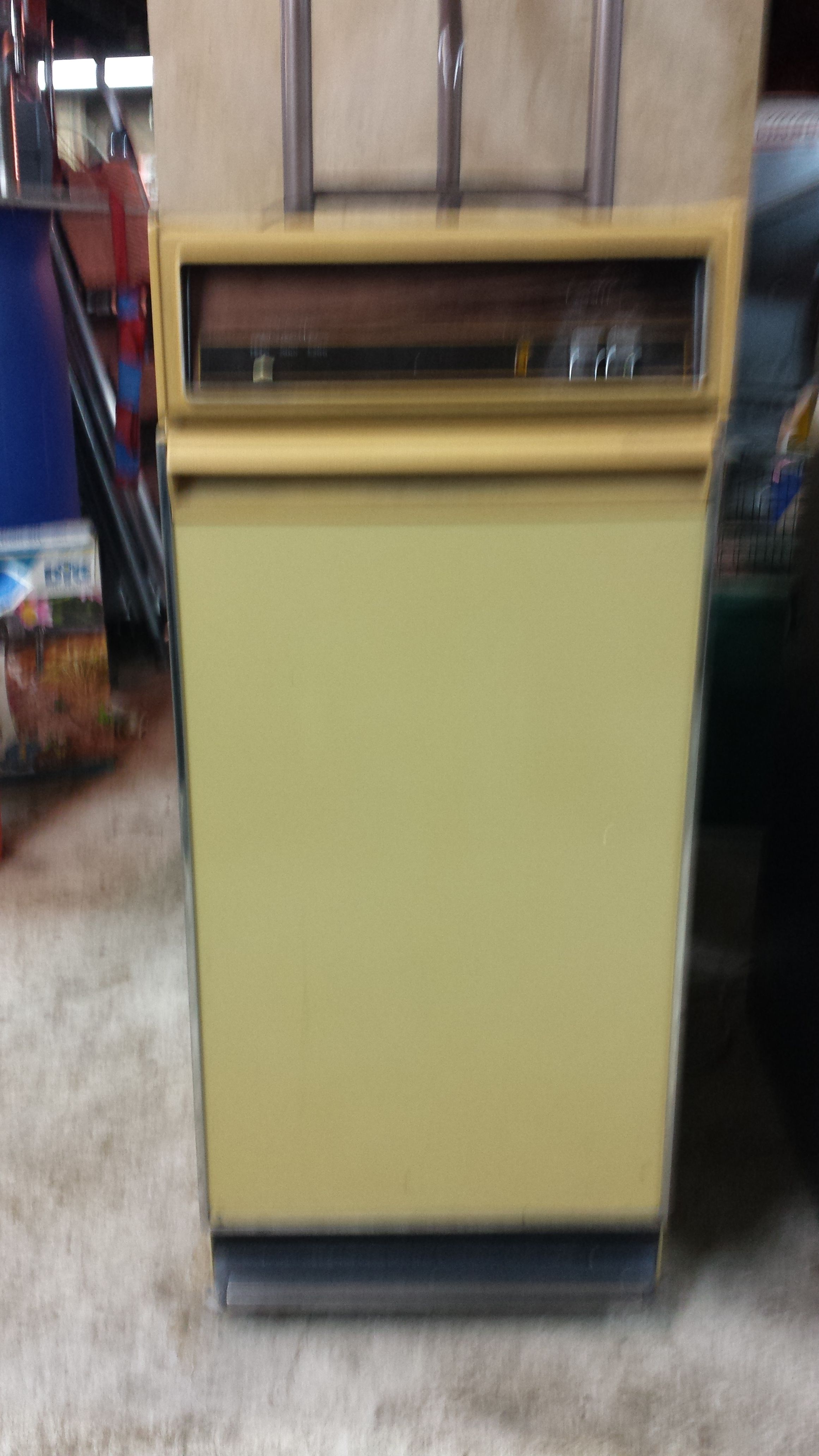 Trash compactor Sears