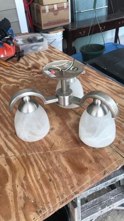 3-lamp Light Fixture