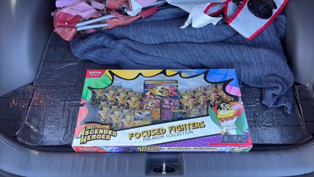 Sam’s Club Focused Fighters Premium Collection Box