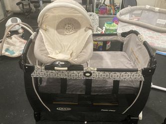 Graco Pack & Play — So Convenient!
