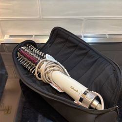 Shark SmoothStyle HT212 Heated Comb & Blow Dryer Brush