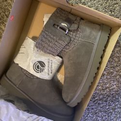 Grey UGG Boats .. Size 7
