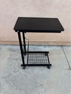 Good condition serving tray  weight roller