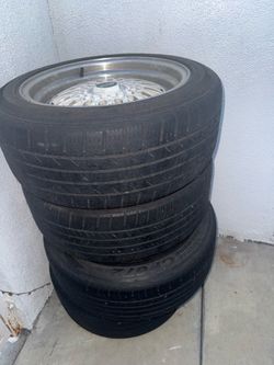 225/50R17 -4 tires (w/ rims)