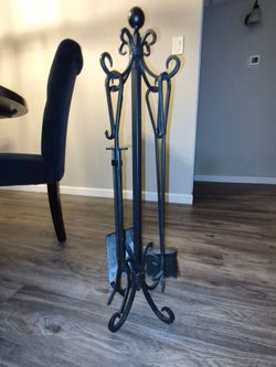 Fireplace set plus wood $35