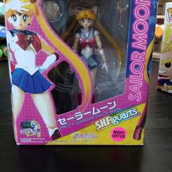 Sailor Moon 20th Anniversary S.H.Figuarts Figure