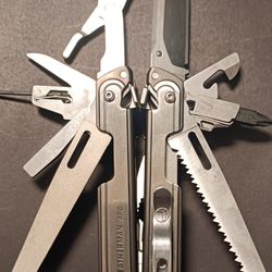 Brand new Leatherman Arc. $250 retail. Only $100.
