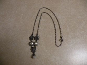 Vintage Sterling Silver 925 Pearl and Marcasite Dangling Pendant Necklace