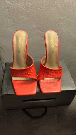 Fashion Nova Red Mule