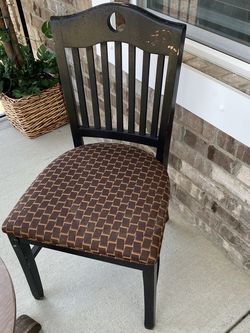 Small Table And Two Chairs For Porch