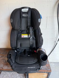 Graco 4Ever Extend2Fit DLX 4-in-1 Car Seat