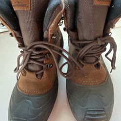 Boots Size 9