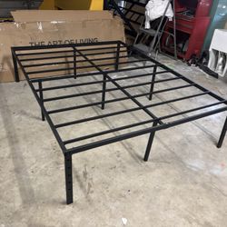 Queen Size 18” Metal Bed Frame ((BRAND NEW ))