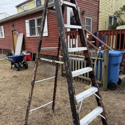 8 Foot Fiberglass Ladder 