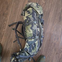Kuiu Lt 5500 L/Xl Belt, Large [ Tall ] Frame. Verde Pattern