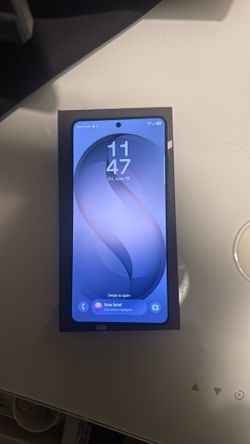 Samsung s26 ultra brand new 256gb unlocked to any carrier