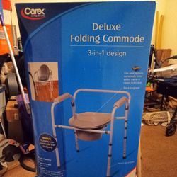 Deluxe Folding Commode