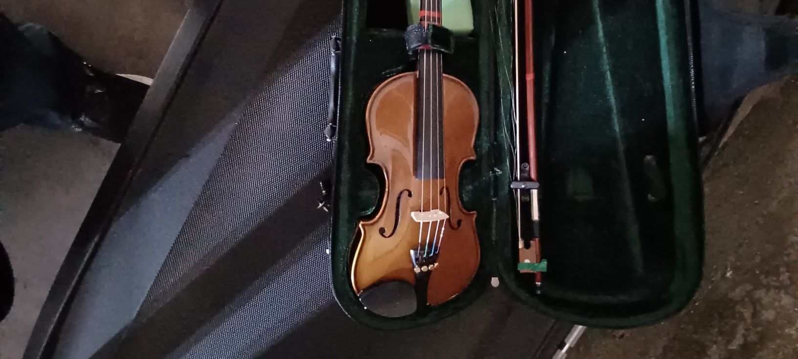 VIOLIN (1/4)