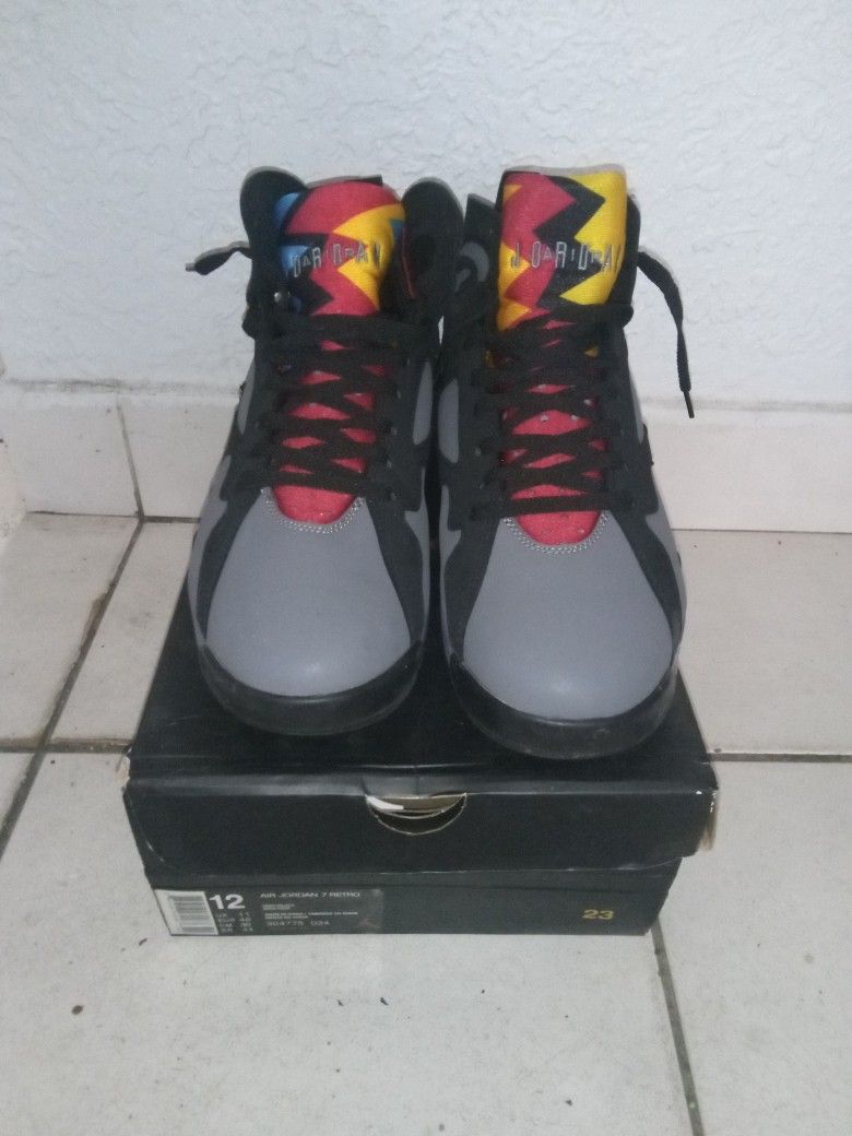 Jordan 7 Retro
Bordeaux