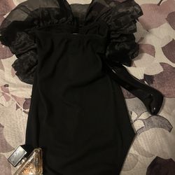 Black Body Suit Size Xs 