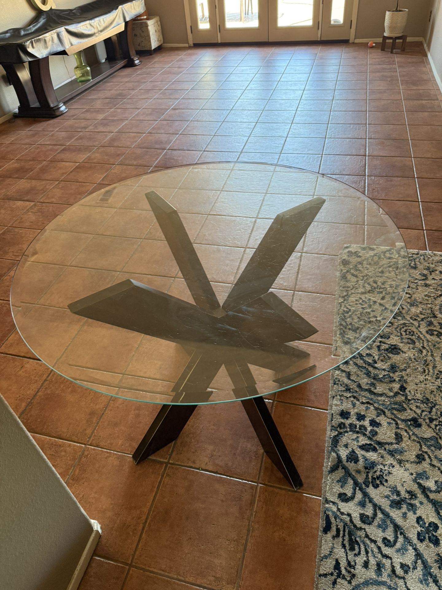 Round Dining Table
