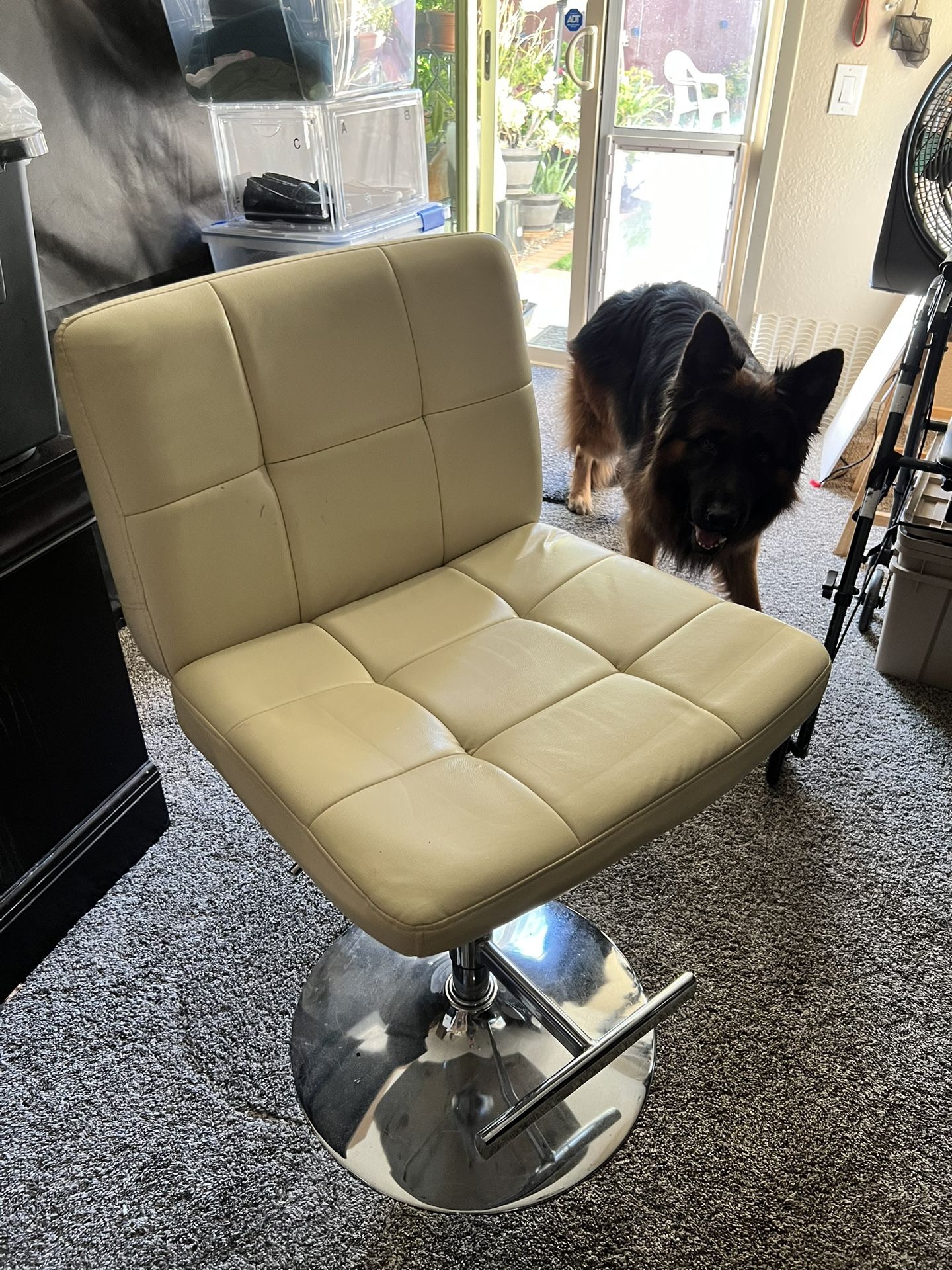 2 Adjustable Bar Stools