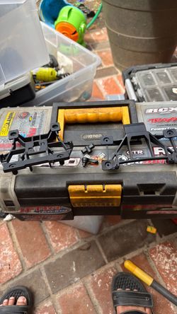 Traxxas E-Revo VXL 2.0 Front & Rear Body Mount Set