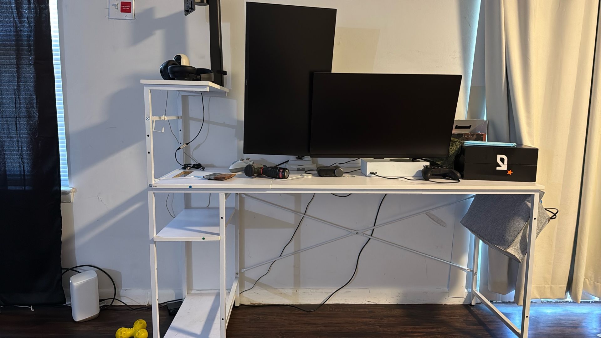 Gaming/computer desk