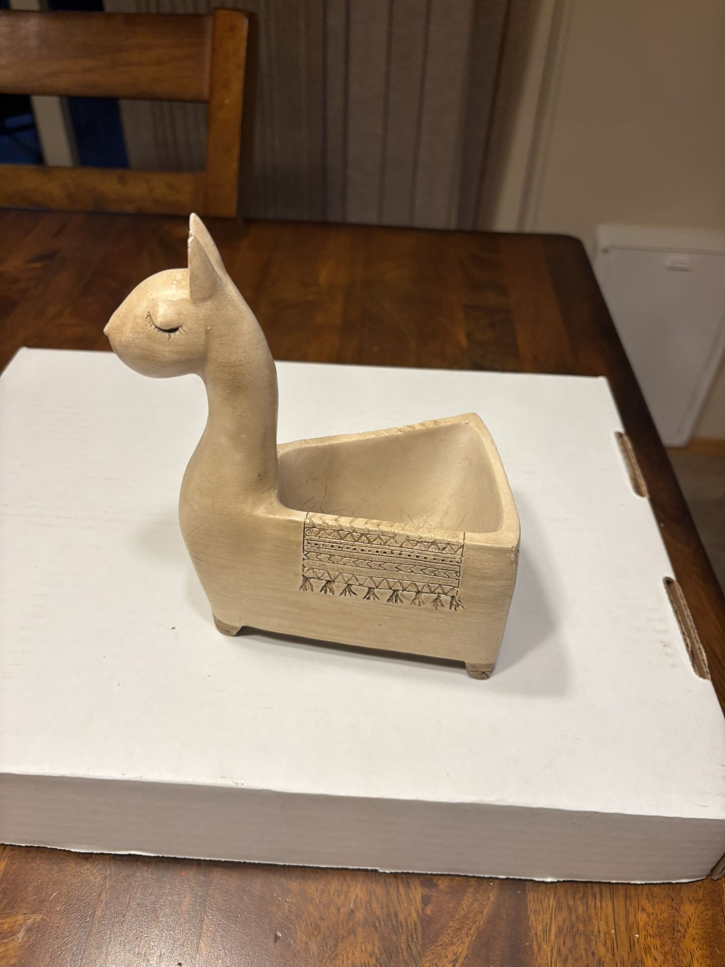 Llama/alpaca planter or trinket dish