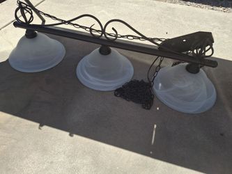 Light fixture