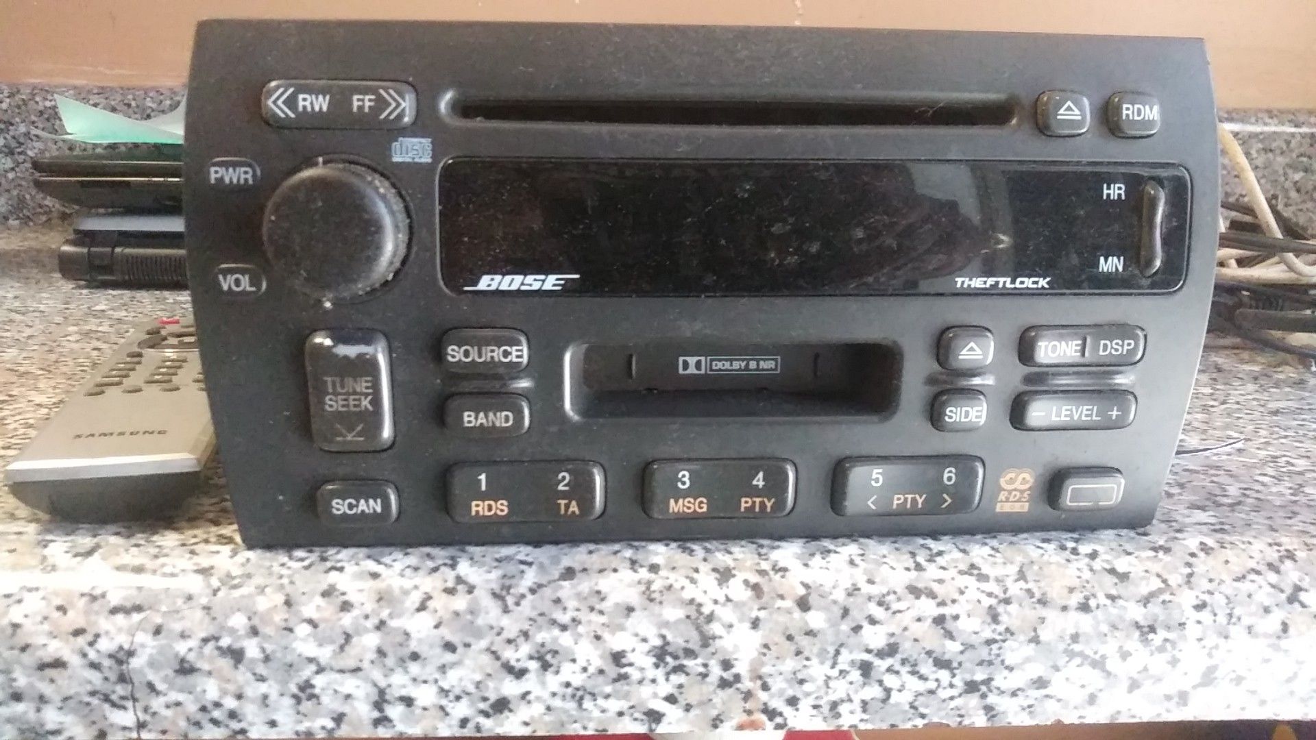 Bose 1991 Cadillac Stereo
