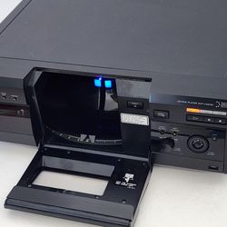 Sony 300 Disc CD DVD Player 