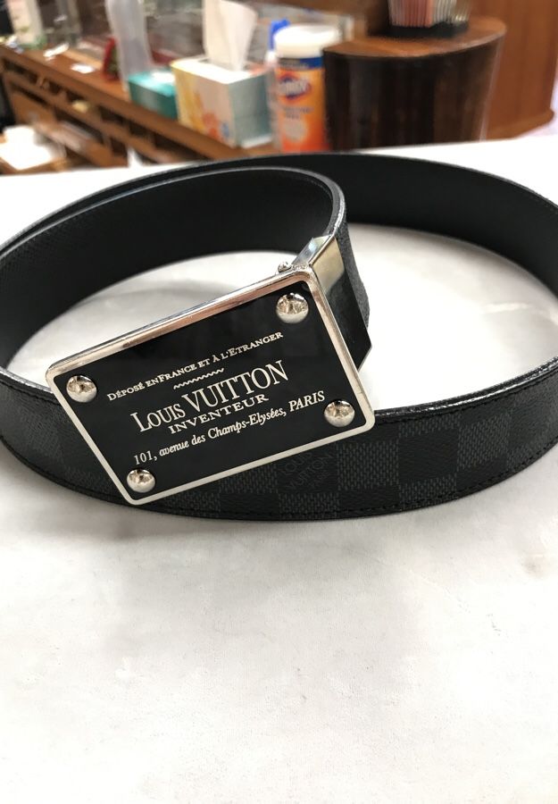 Louis Vuitton belt, Damier Graphite, 34” authentic for Sale in San