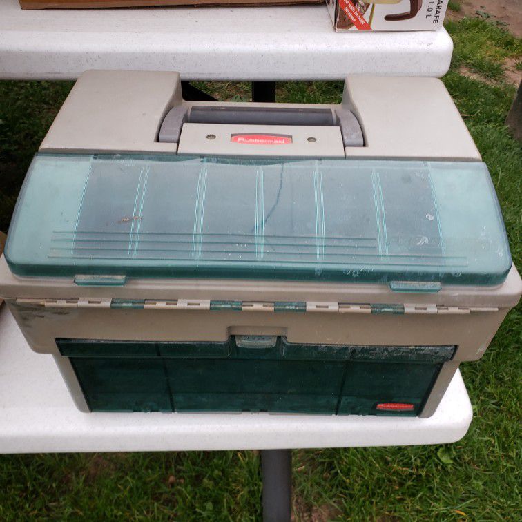 Rubbermaid Proseries TUCKLE BOX WITH LURES,SEE PICTURES. for Sale in West  Hartford, CT - OfferUp