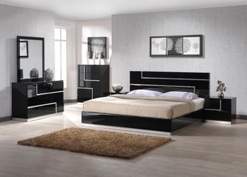 Cal King 4Pc Bedroom Set