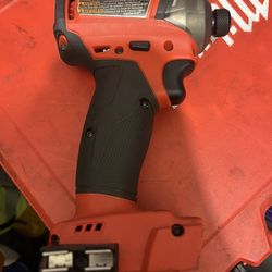 Milwaukee 1/4 Hex driver