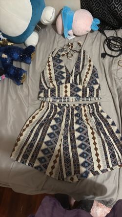 SHEIN 2 PIECE WOMEN’S OUTFIT