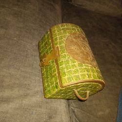 Cool, Vintage, Jewelry Case.. WONT LAST!!!