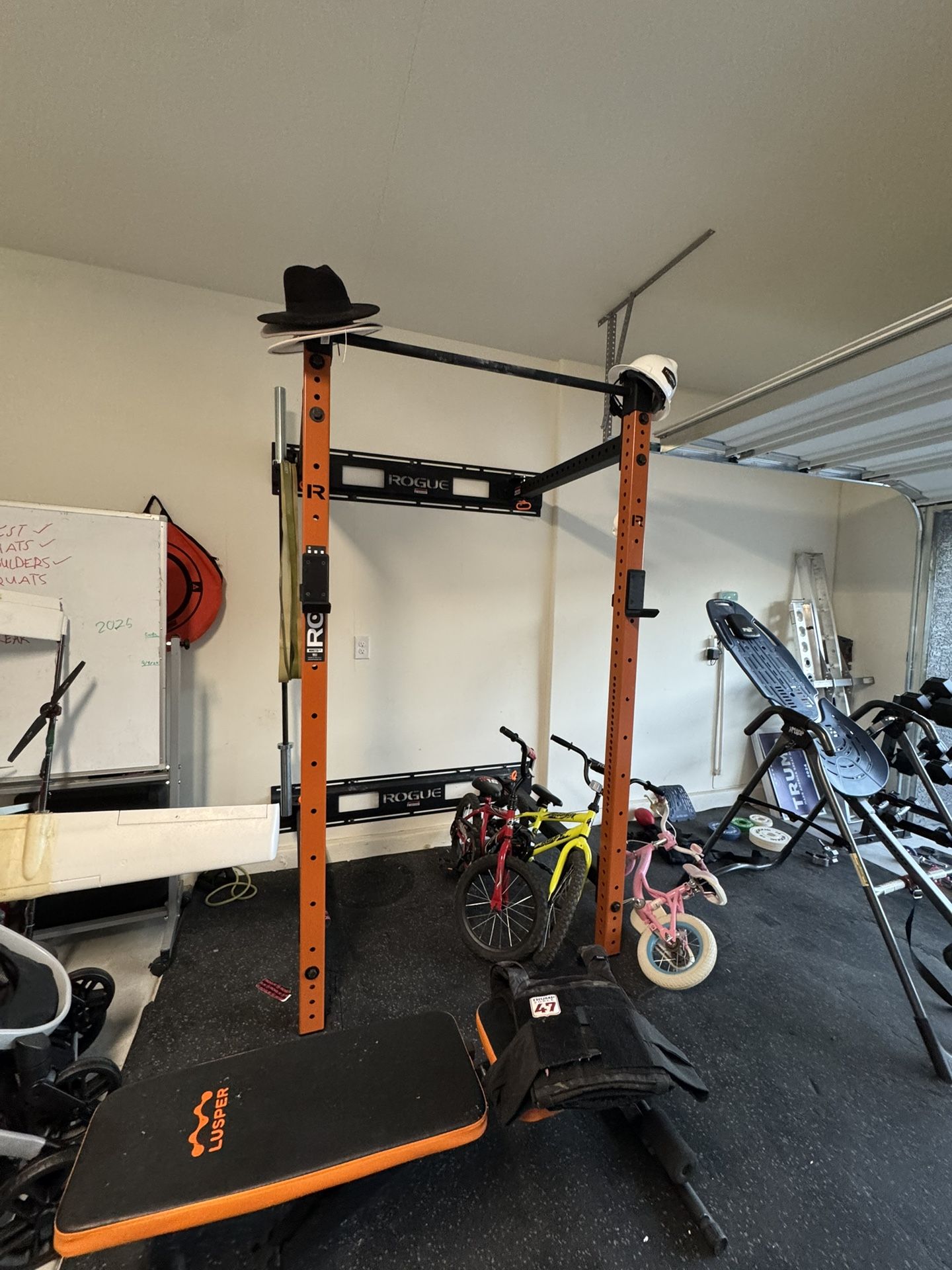 Rogue Rml 3wc Rack ROGUE RML-3WC FOLD BACK WALL MOUNT RACK for Sale in Las Vegas, NV - OfferUp