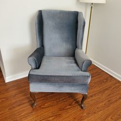 Queen Anne Chair/ Light Blue