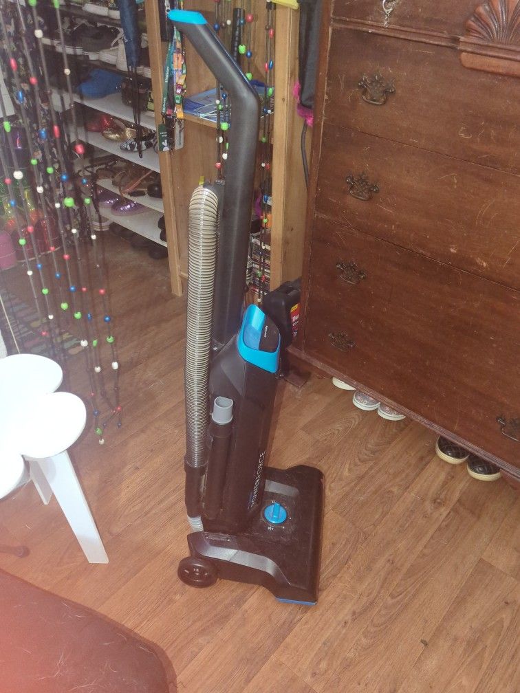 Bissell Power force Vacuum
